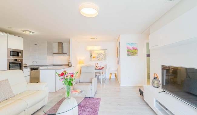 Resale - Apartment - Orihuela Costa - Los Dolses