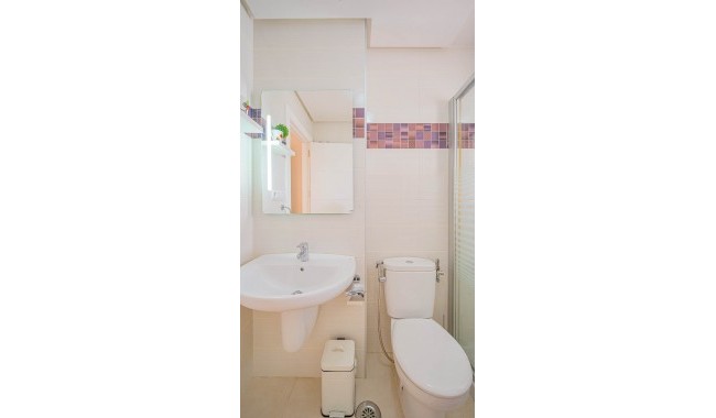 Resale - Apartment - Orihuela Costa - Los Dolses