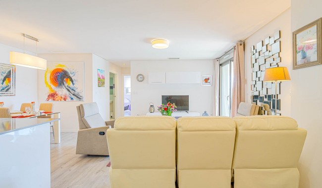 Resale - Apartment - Orihuela Costa - Los Dolses