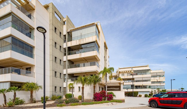 Resale - Apartment - Orihuela Costa - Los Dolses