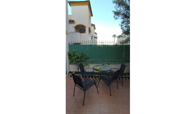 Resale - Bungalow - Guardamar - El Eden