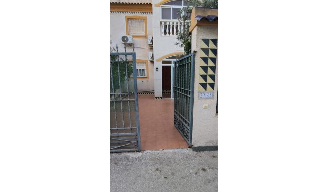 Resale - Bungalow - Guardamar - El Eden