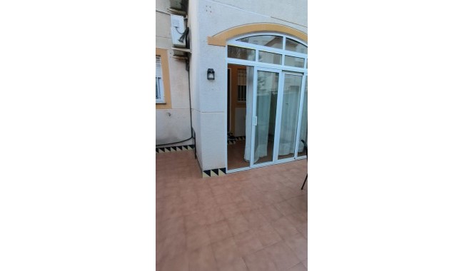 Resale - Bungalow - Guardamar - El Eden