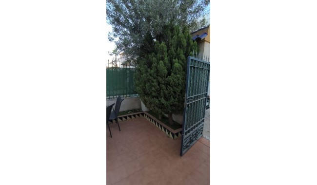 Resale - Bungalow - Guardamar - El Eden