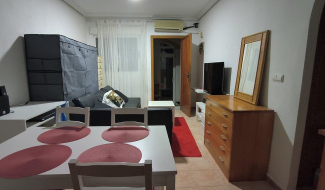 Resale - Bungalow - Guardamar - El Eden