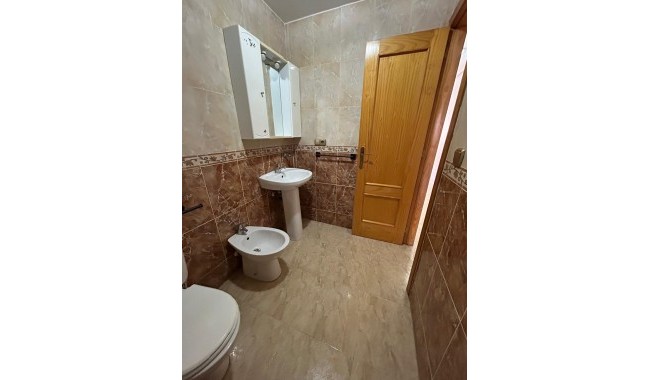 Sprzedaż - Apartament - Los Montesinos