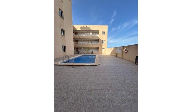 Sprzedaż - Apartament - Los Montesinos