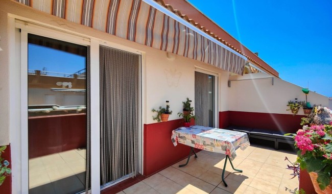 Resale - Apartment - Torrevieja - Playa del cura