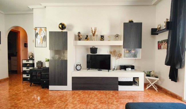 Resale - Apartment - Torrevieja - Playa del cura