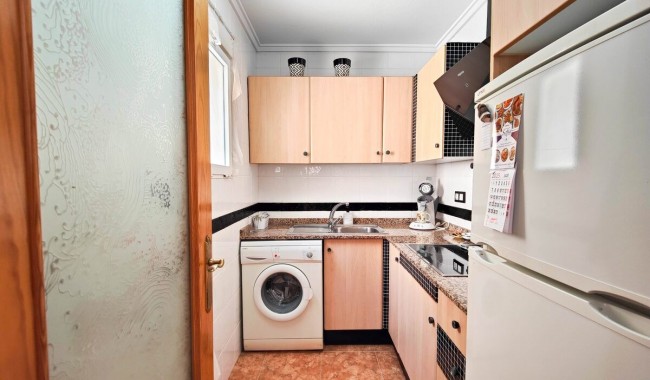 Resale - Apartment - Torrevieja - Playa del cura