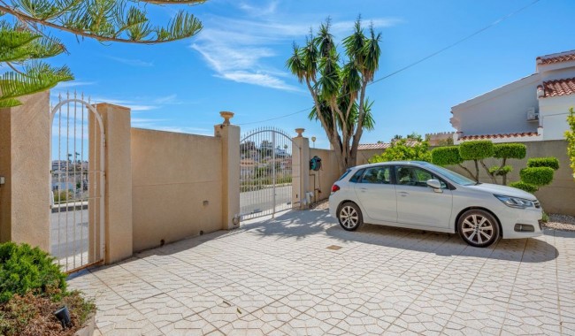Resale - Villa - Ciudad Quesada/Rojales - La  Marquesa Golf