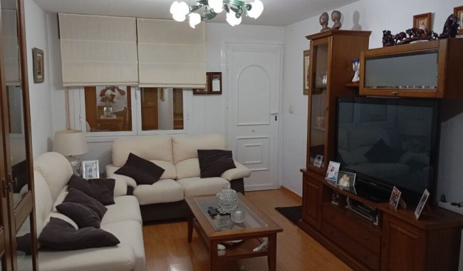 Resale - Townhouse - Daya Vieja