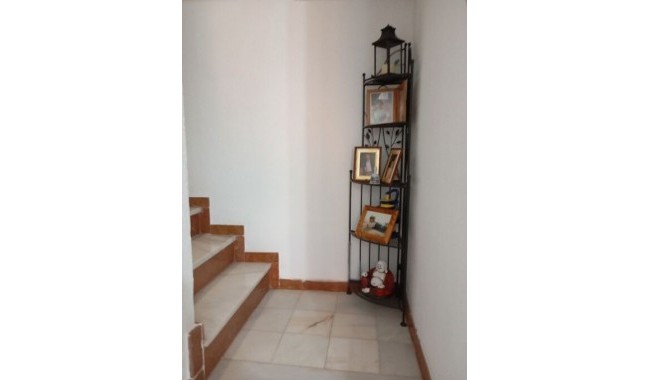 Resale - Townhouse - Daya Vieja