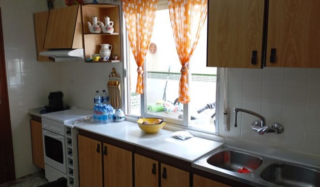Resale - Townhouse - Daya Vieja