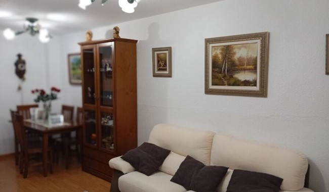 Resale - Townhouse - Daya Vieja