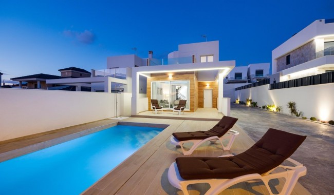 Nybyggnation - Villa - Torrevieja - Aguas Nuevas