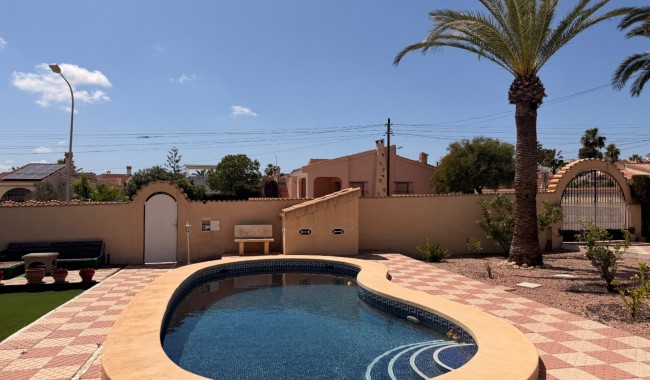 Segunda mano - Villa - Ciudad Quesada/Rojales - Ciudad Quesada