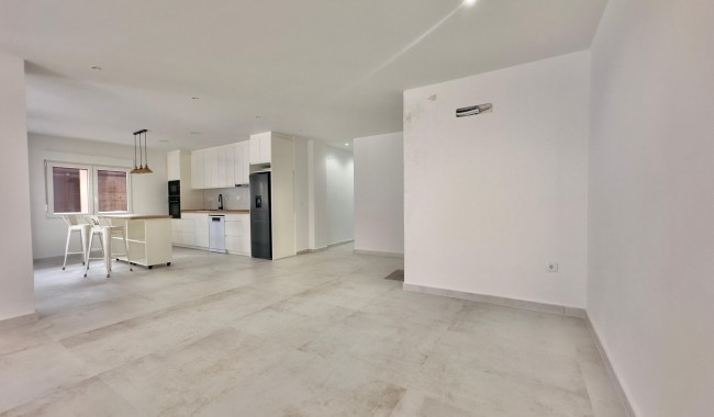 Sprzedaż - Apartament - Torrevieja - Acequion