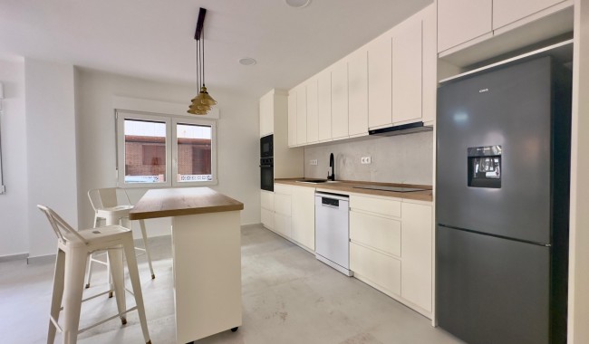 Sprzedaż - Apartament - Torrevieja - Acequion