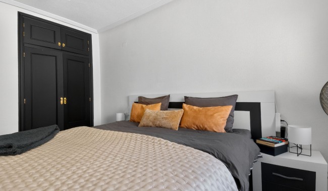 Sprzedaż - Apartament - Torrevieja - Aguas Nuevas