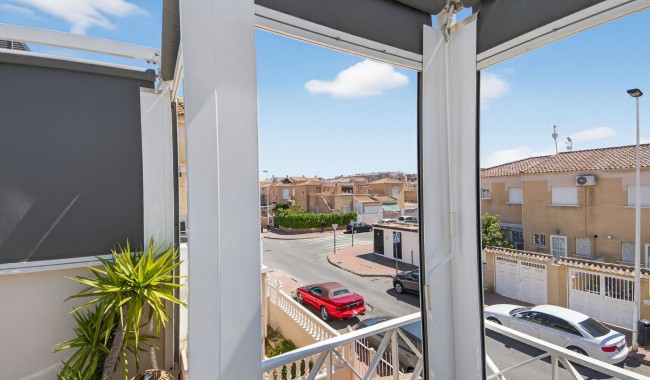 Sprzedaż - Apartament - Torrevieja - Aguas Nuevas