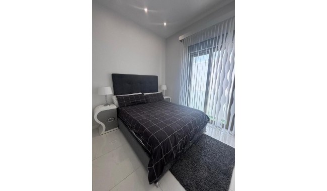 Segunda mano - Villa - Villamartín - Pau 8