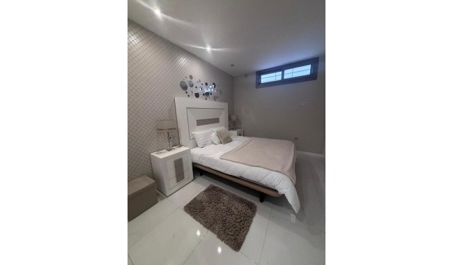 Segunda mano - Villa - Villamartín - Pau 8