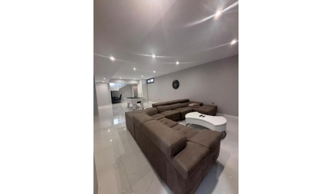 Segunda mano - Villa - Villamartín - Pau 8