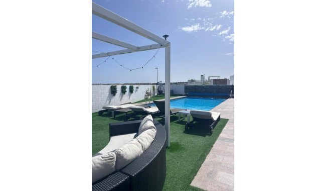Segunda mano - Villa - Villamartín - Pau 8