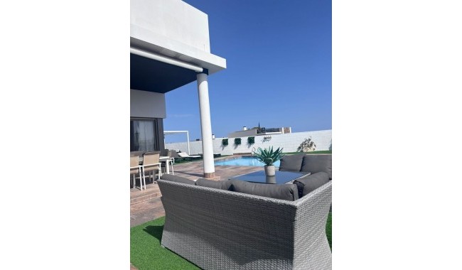 Segunda mano - Villa - Villamartín - Pau 8