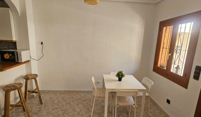 Sprzedaż - Apartament - Orihuela costa - Playa Flamenca
