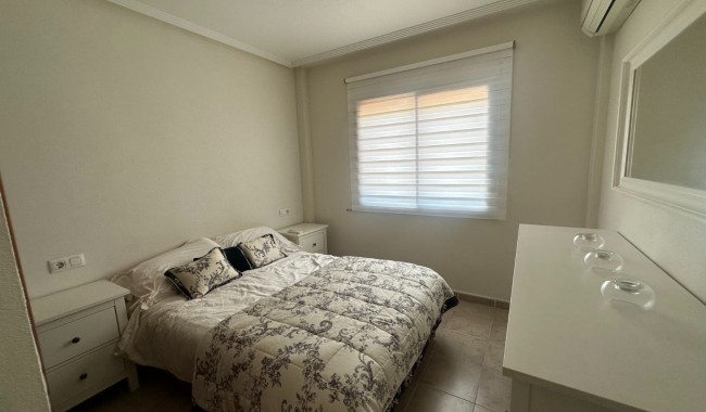 Sprzedaż - Apartament - Torrevieja - Aguas Nuevas