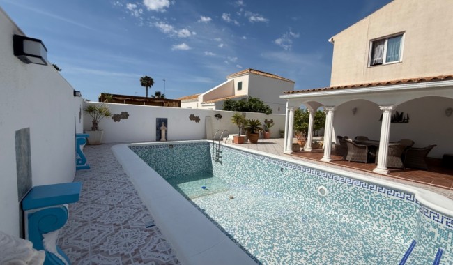 Segunda mano - Adosado - Torrevieja - Costa Blanca Sur