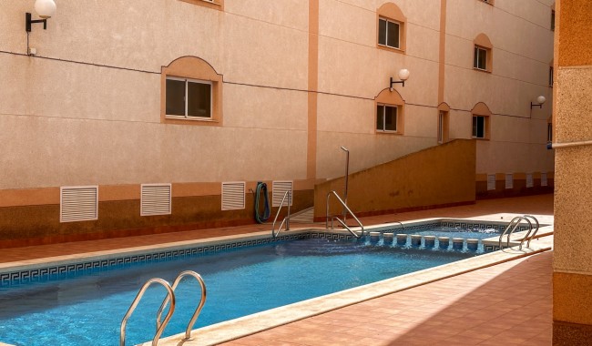 Begagnad - Lägenhet - Torrevieja