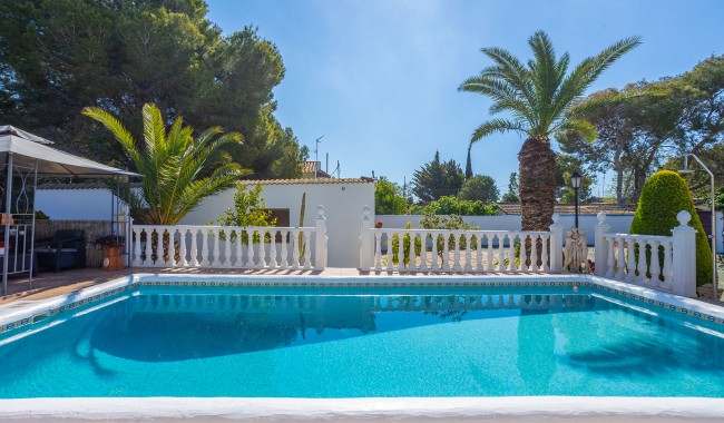 Resale - Villa - Orihuela - Orihuela costa