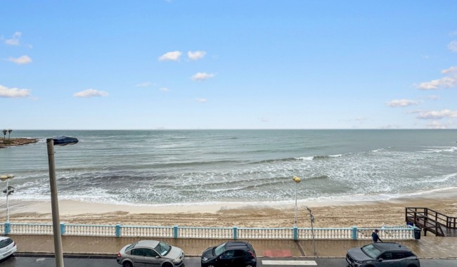 Resale - Apartment - Torrevieja - Playa de los Locos
