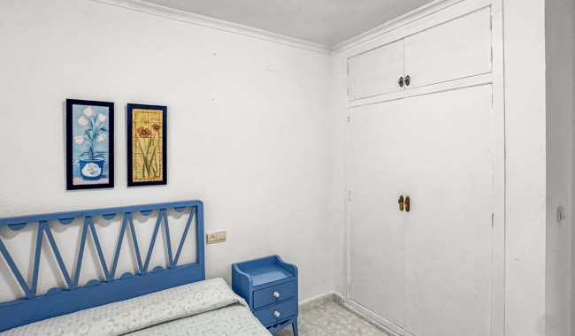 Resale - Apartment - Torrevieja - Playa de los Locos