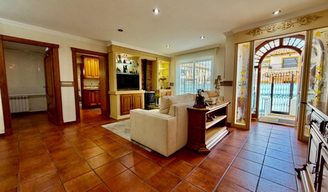 Resale - Semi-detached - Orihuela Costa - La Zenia