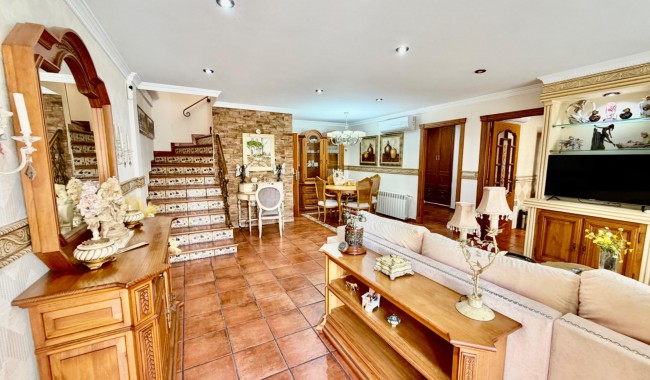 Resale - Semi-detached - Orihuela Costa - La Zenia