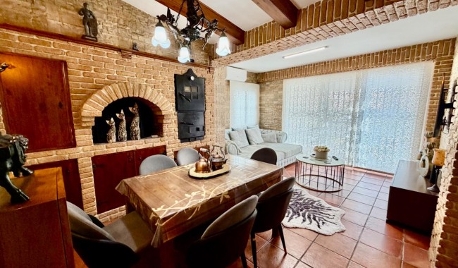 Resale - Semi-detached - Orihuela Costa - La Zenia