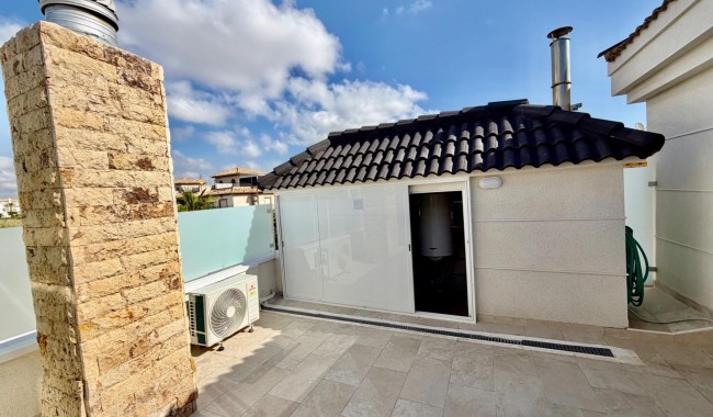 Resale - Semi-detached - Orihuela Costa - La Zenia