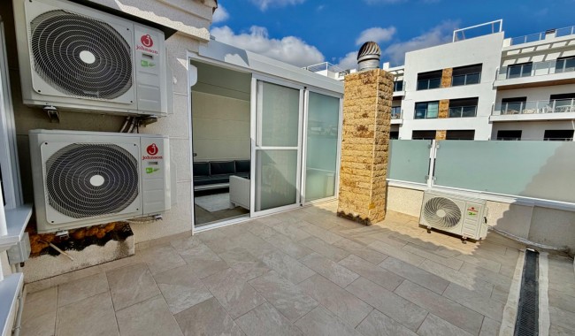 Resale - Semi-detached - Orihuela Costa - La Zenia