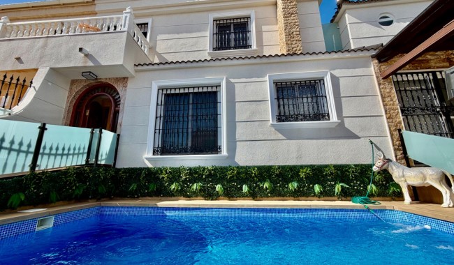 Resale - Semi-detached - Orihuela Costa - La Zenia
