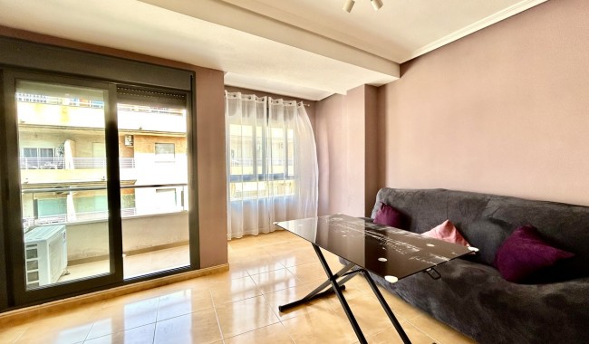 Resale - Apartment - Torrevieja