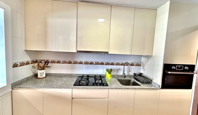 Resale - Apartment - Torrevieja