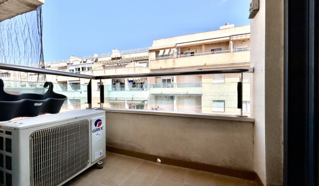 Resale - Apartment - Torrevieja