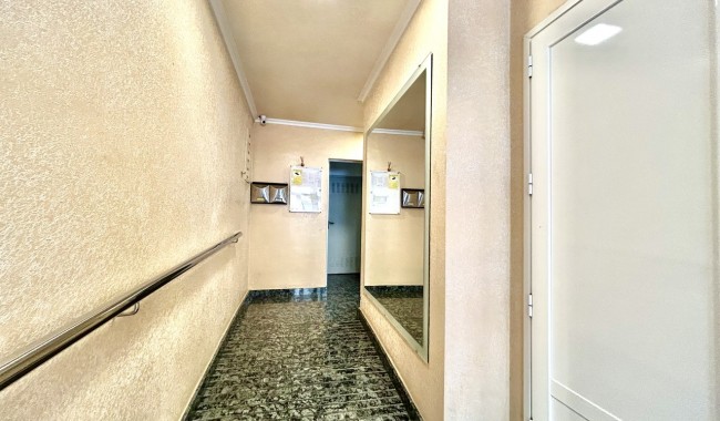 Resale - Apartment - Torrevieja