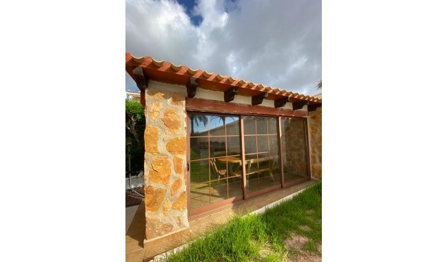 Resale - Villa - Orihuela - La Zenia