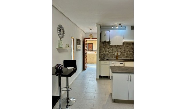 Resale - Apartment - Torrevieja - San Luis