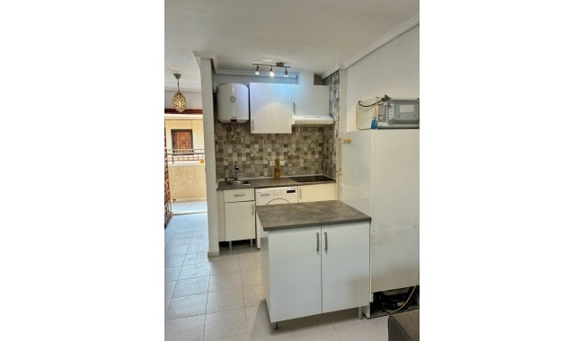 Resale - Apartment - Torrevieja - San Luis